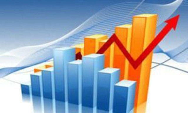 Sensex rises over 100 points, Reliance Communications soars 30%