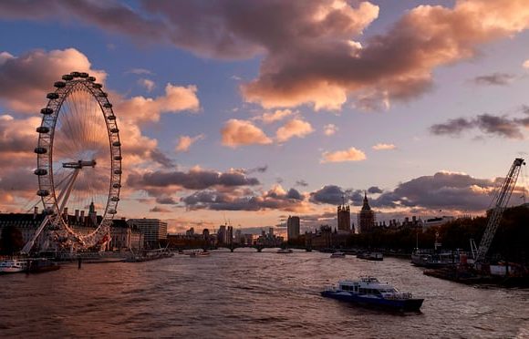 UK braced for record number of tourists in 2018
