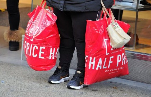 Shoppers stay home for Boxing Day sales