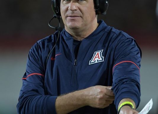 Arizona weighs whether to fire football coach Rich Rodriguez
